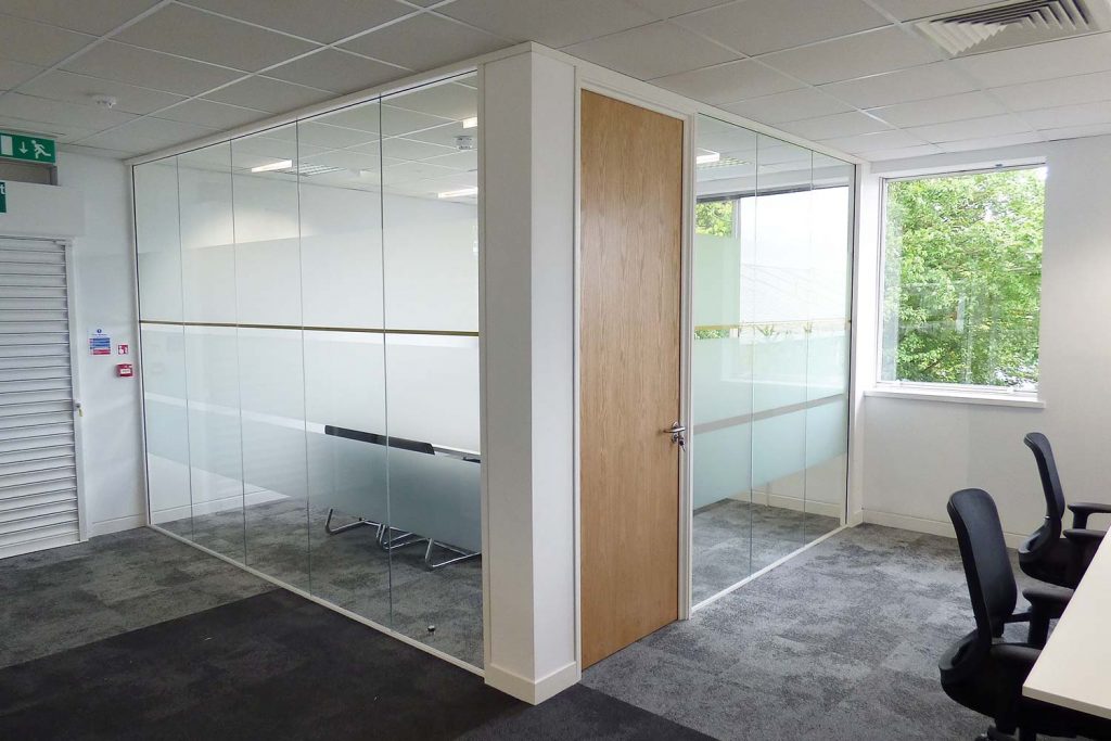 Kantar, High Wycombe. Glass Partitioning