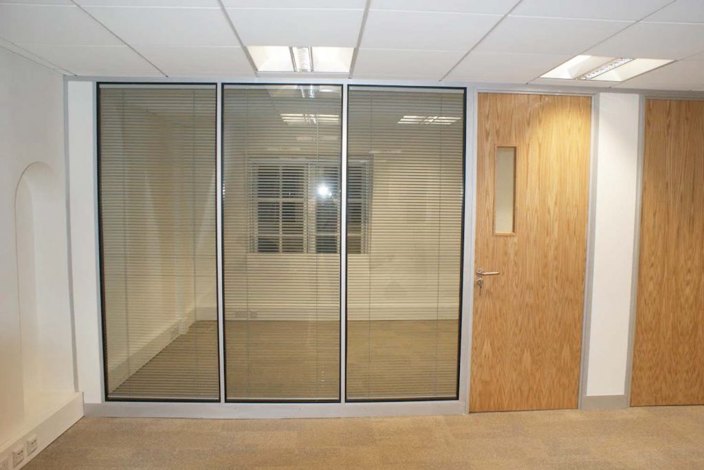 Komfort 600 Series Partitioning